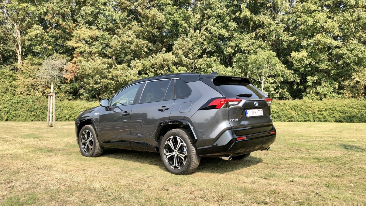 Der Toyota RAV4 Plug-in Hybrid ist ein gutes, aber teures Auto.