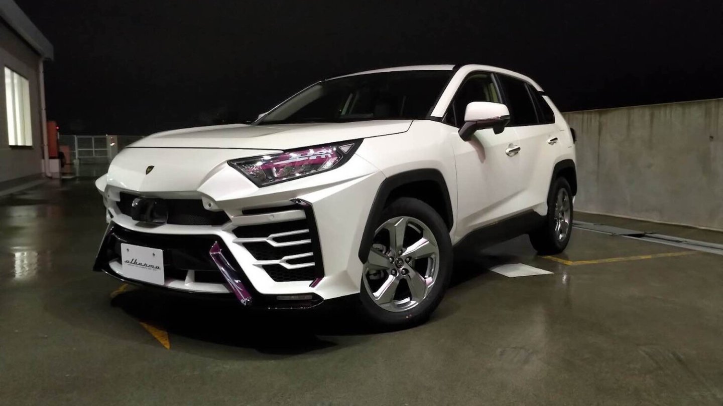 Toyota RAV4 Tuning in Japan
