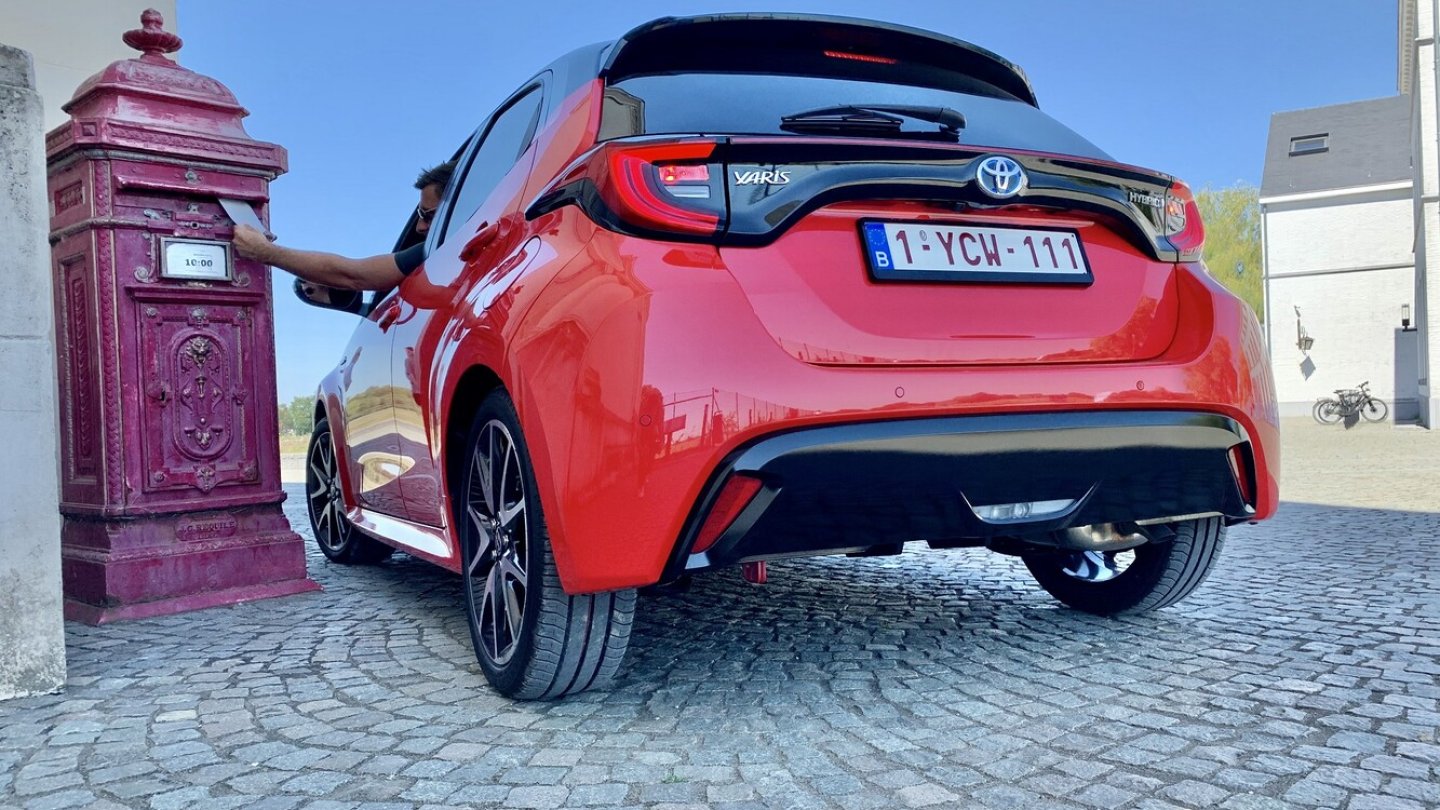 Der Toyota Yaris Hybrid taugt für mehr als nur Besorgungsfahrten.