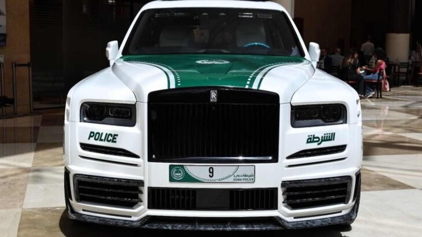 Ob die Kühlerfigur Emily eine Polizeiuniform trägt, ist nicht bekannt.