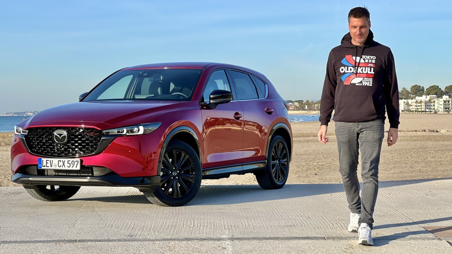 Videos werden auch mal am Strand gedreht.