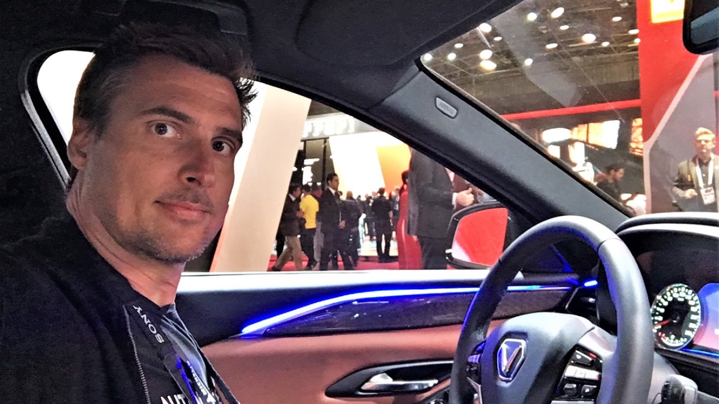 Sitzprobe im VinFast Lux A2.0.