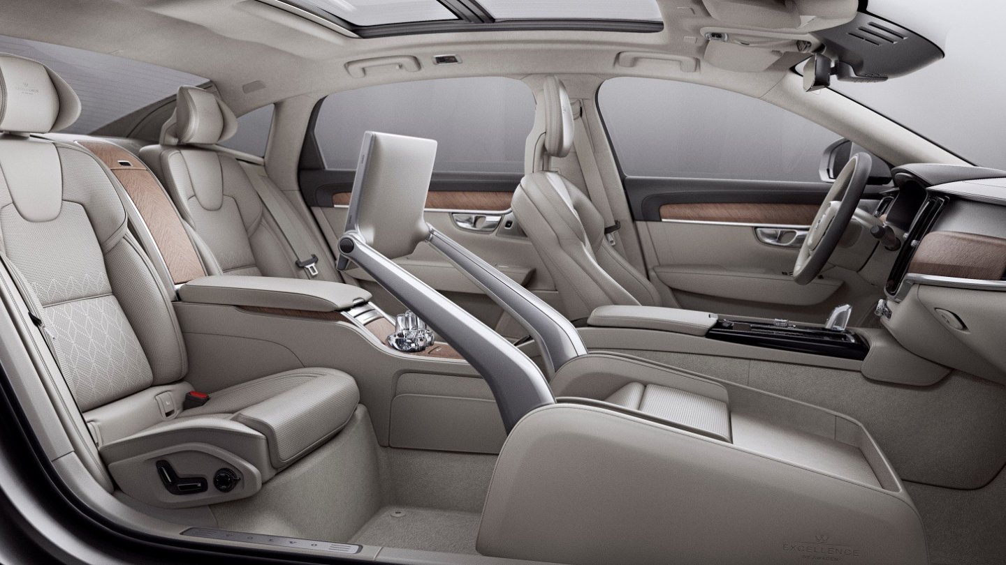 Mit seinem Interieurkonzept zielt der S90 Excellence vor allem auf den asiatischen Markt.