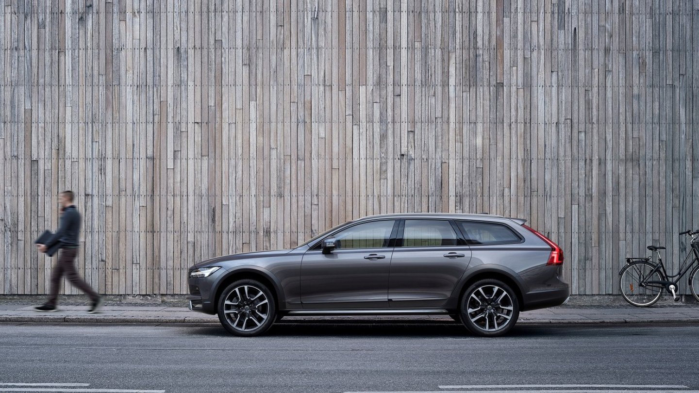 Volvo V90 Cross Country