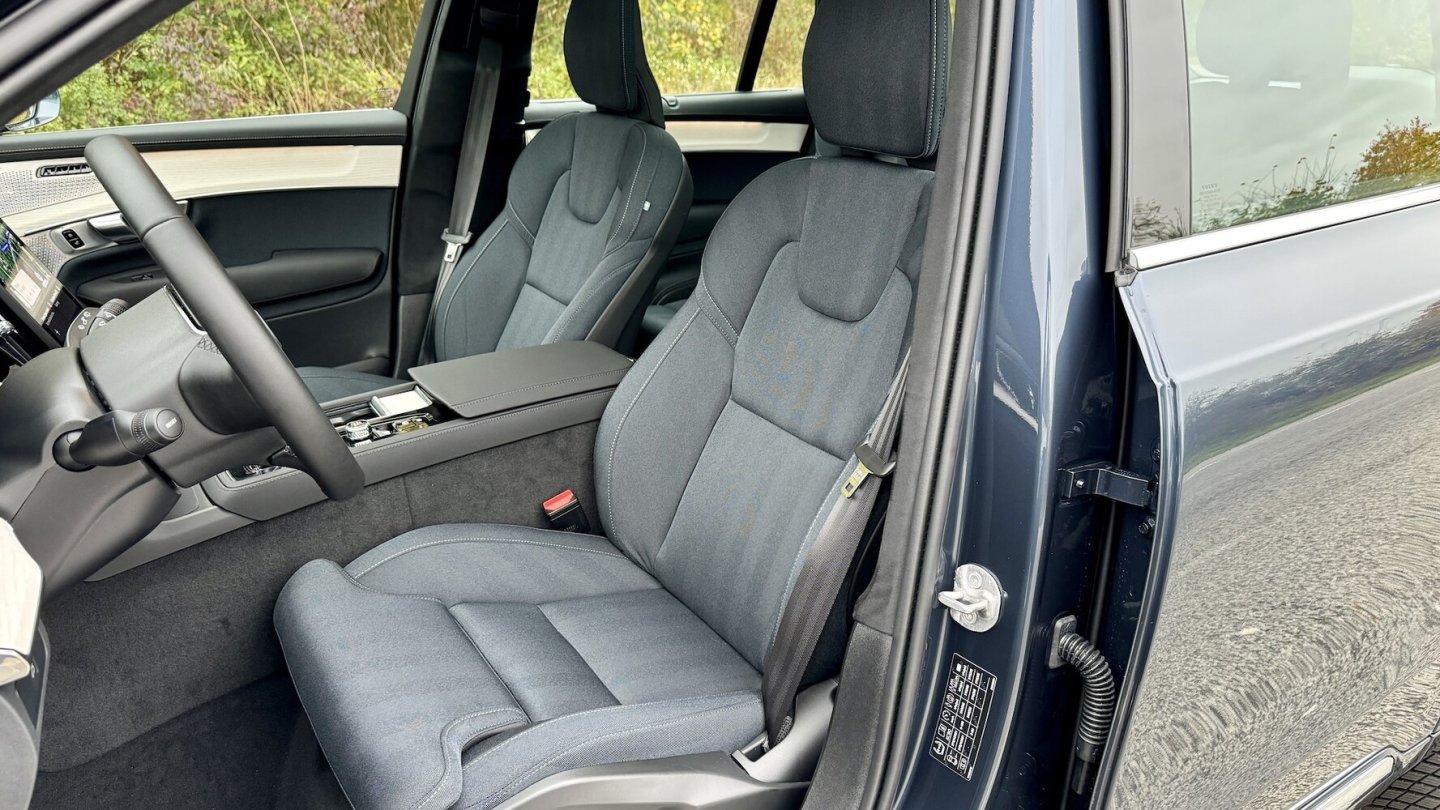 Die Stoff-Innenausstattung kostet extra.