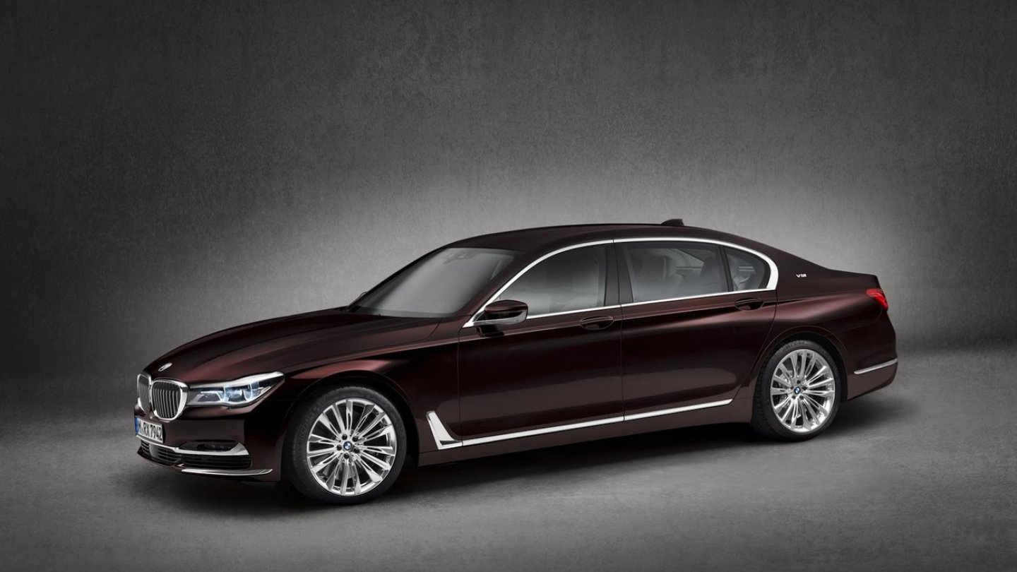 Der M760Li als Excellence-Version. M Modell in nobel.