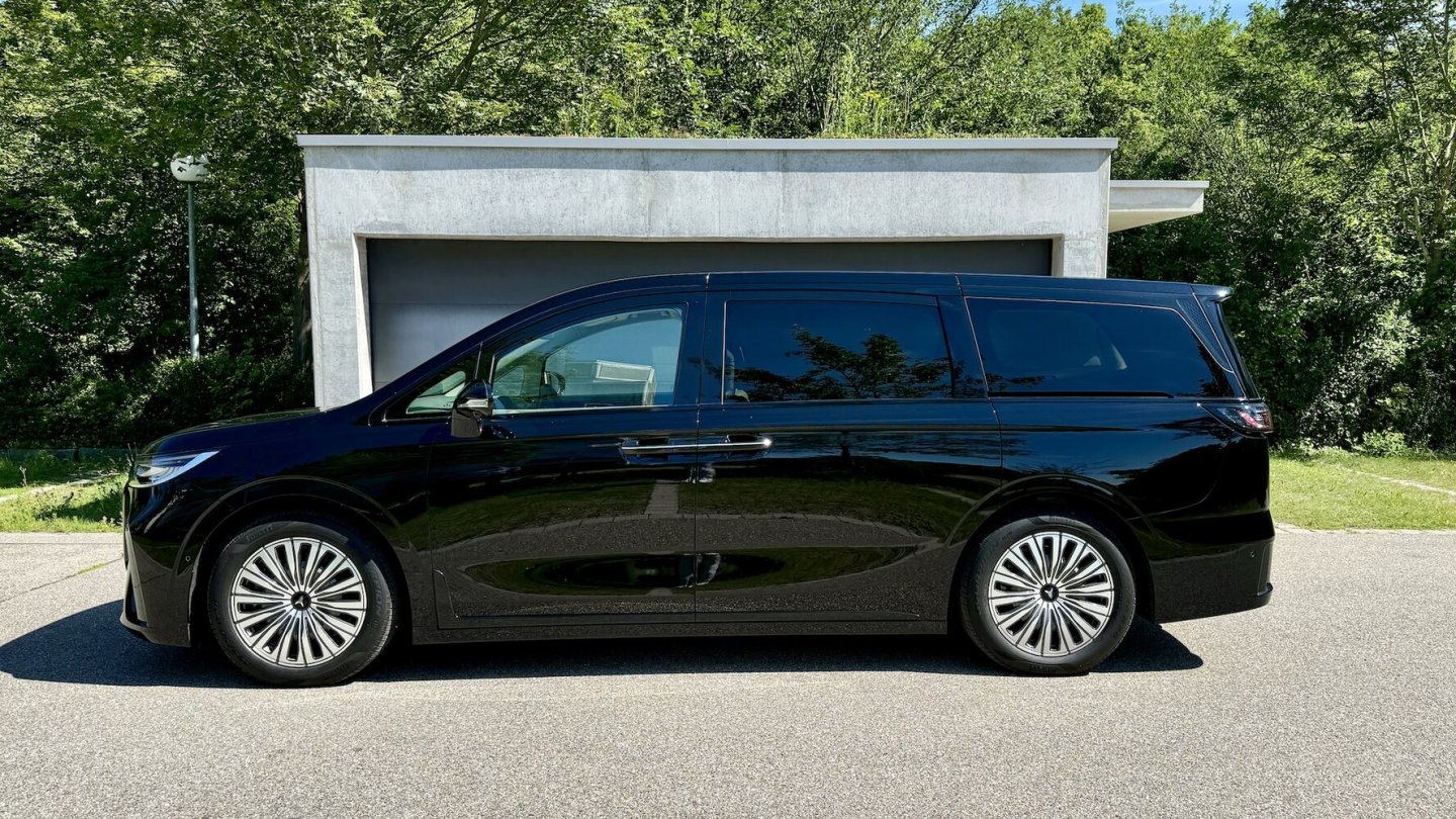 Die Bodenfreiheit kann auch für einfaches Ein- und Aussteigen variiert werden.