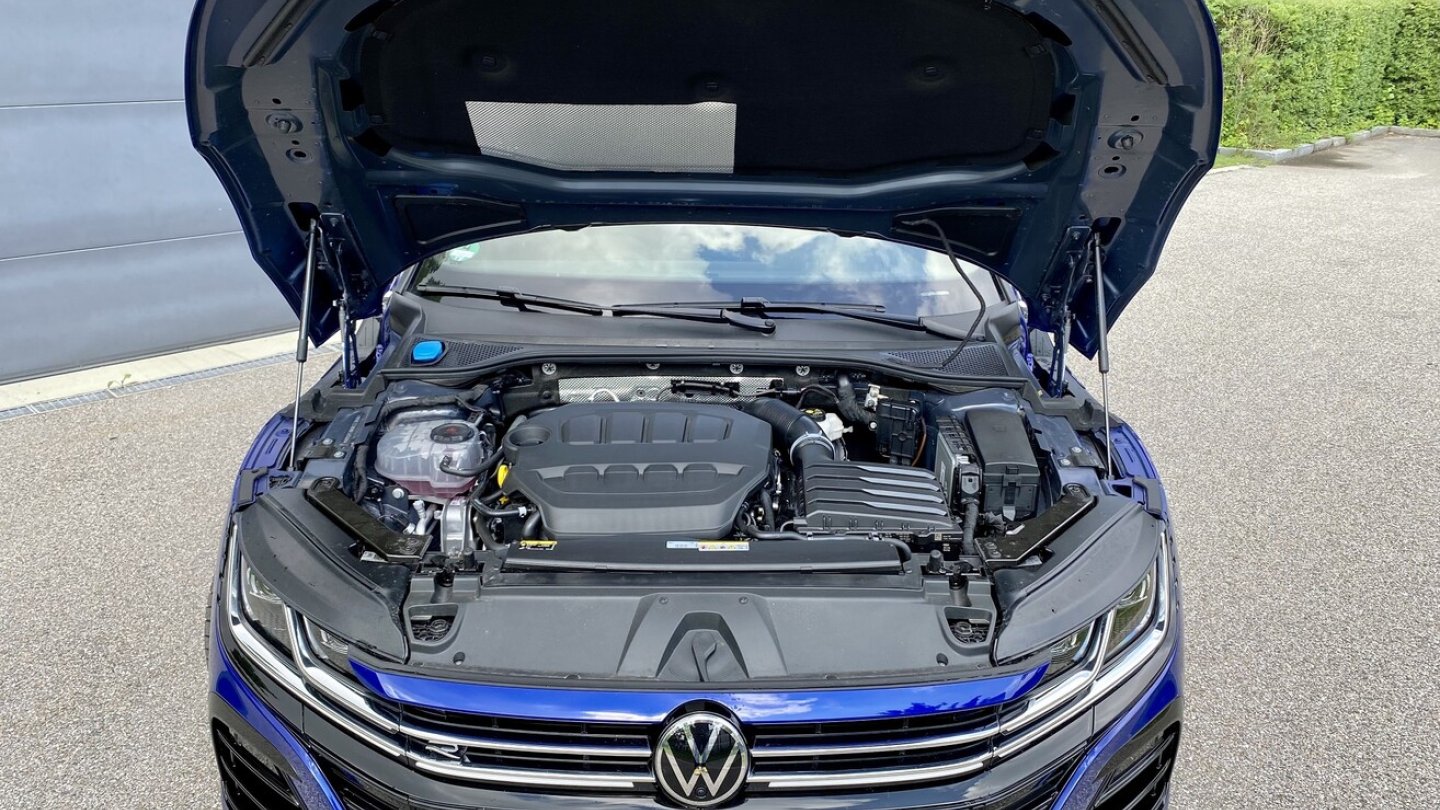 Der 2.0 TSI leistet maximal 320 PS.