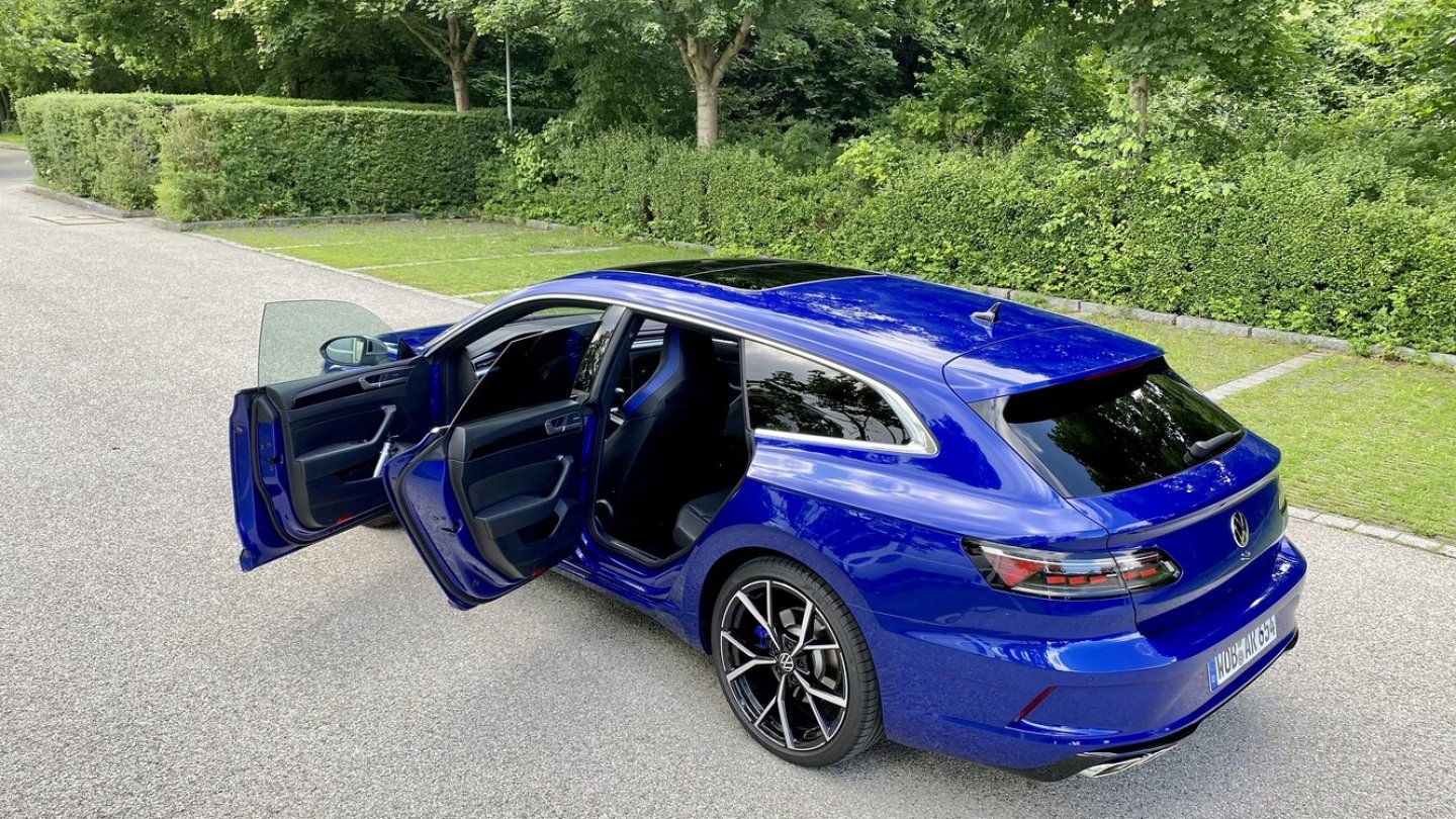 Auch als Shooting Brake hat der Arteon rahmenlose Seitenscheiben.