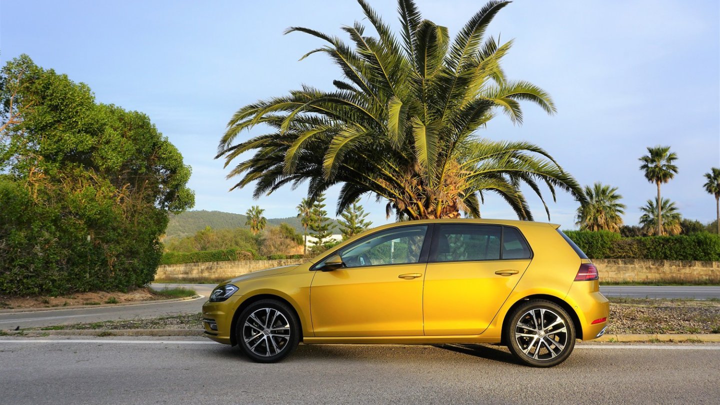 Es gibt den Golf natürlich auch in anderen Farben. Aber mir gefällt das Kurkuma-Gelb. Wer traut sich?