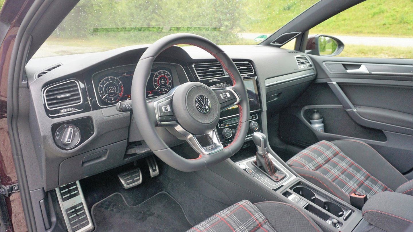 Das Active Info Display ist im Golf GTI Performance serienmäßig.