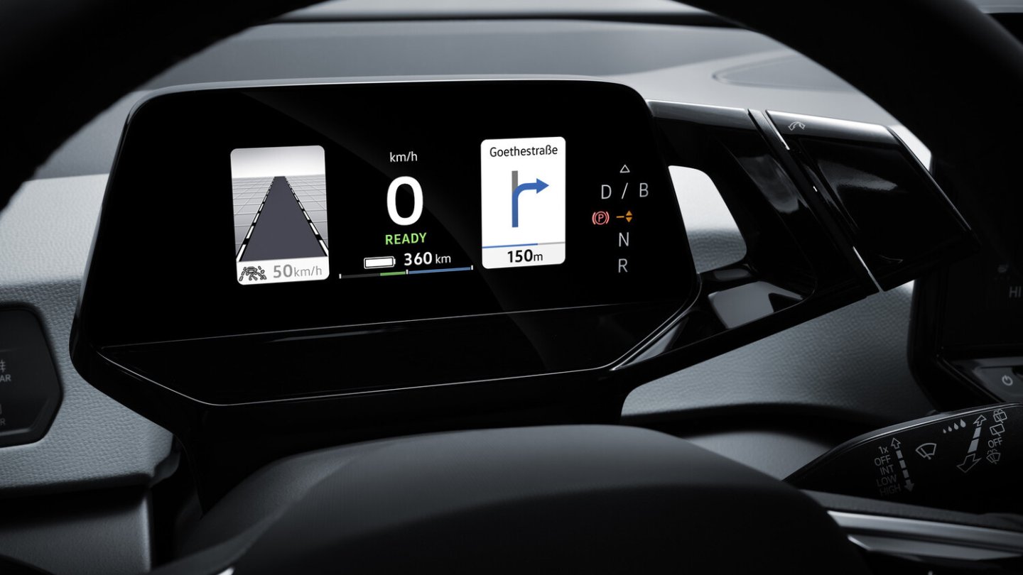 Das 5,3-Zoll-Kombiinstrument ist Serie.