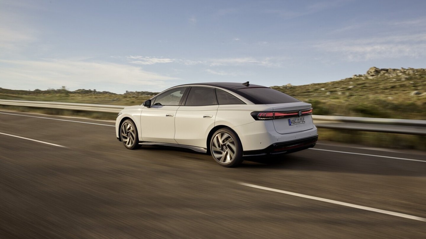 Zum Start kommt der ID.7 mit Heckmotor, der dort auch die Räder antreibt.