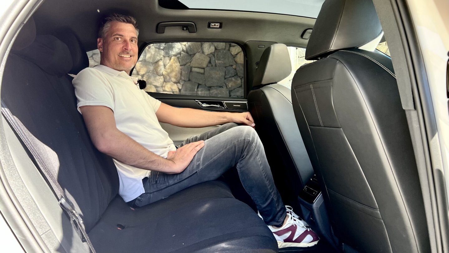 Auch im Fond bietet der VW ID.7 viel Platz.