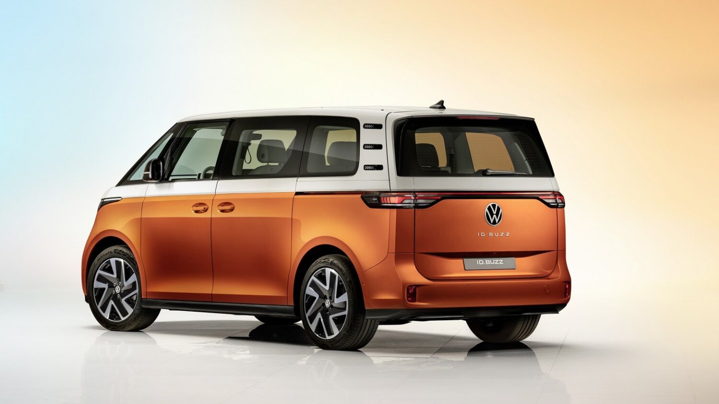 Zum Marktstart kommt der ID.Buzz Pro, später folgt die Basis Pure.