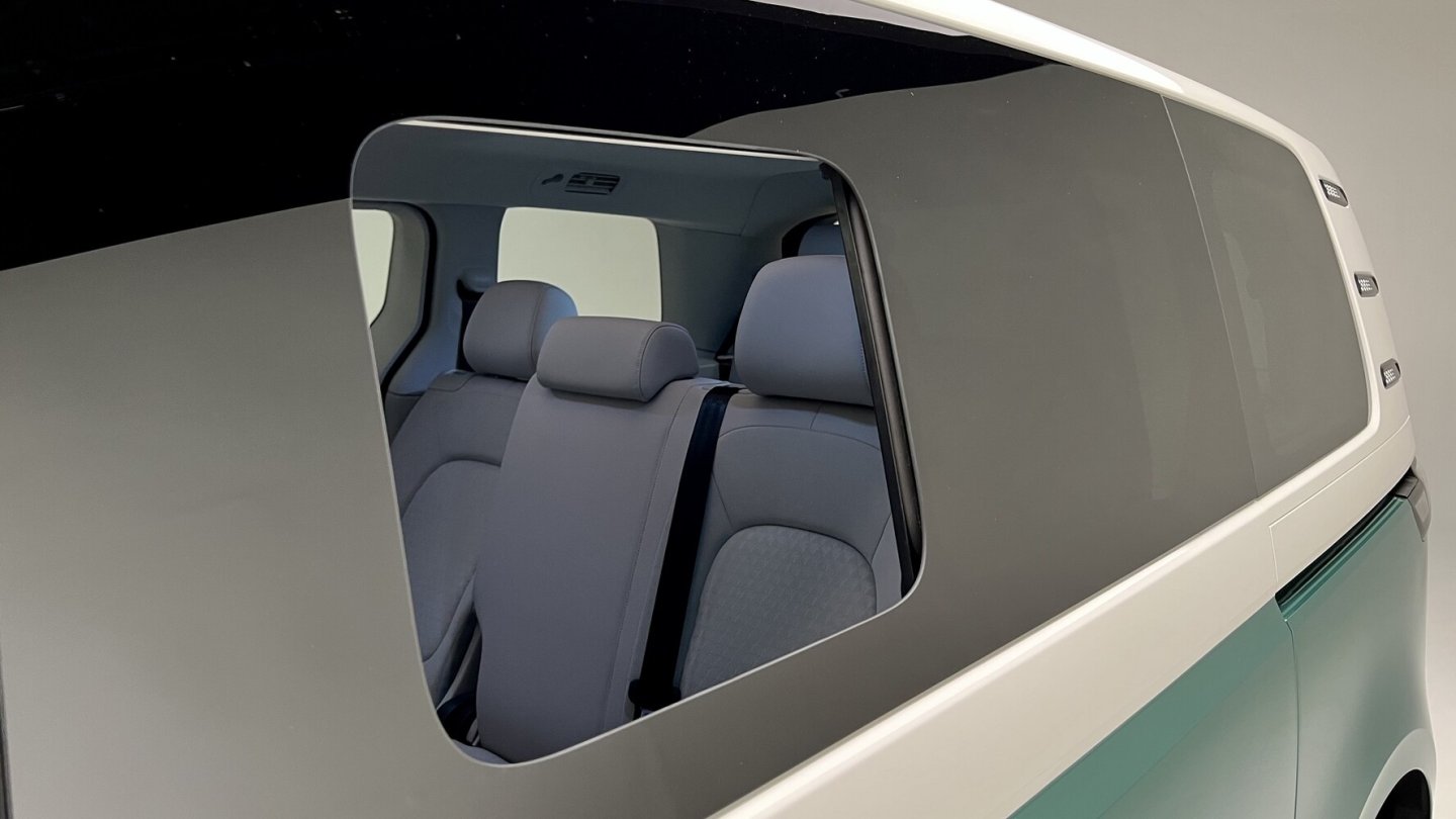 Erstmals gibt es elektrische Schiebefenster im Fond.