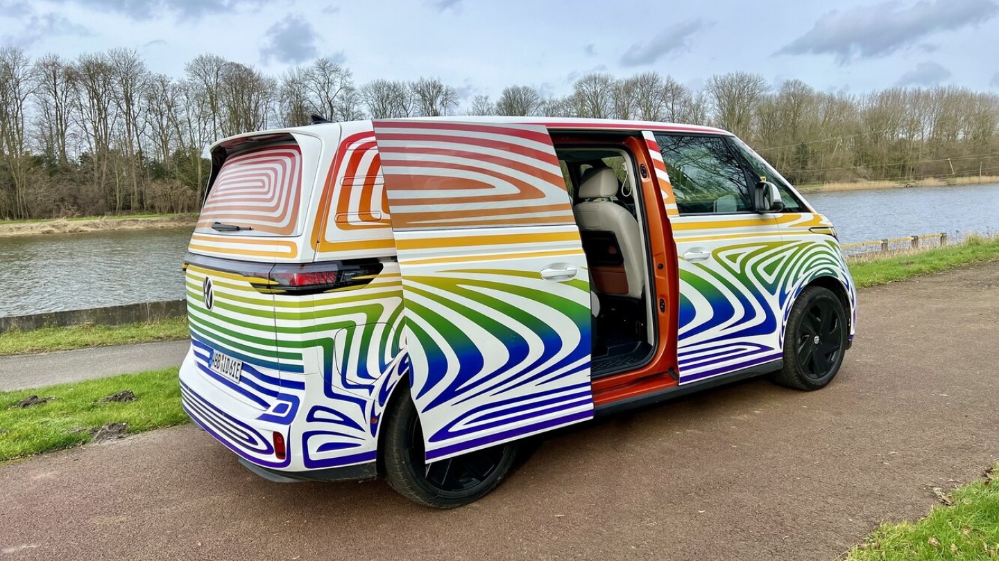 Der Laderaum im hinteren Abteil ist zwei Meter lang.