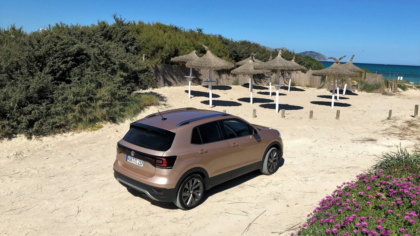 Die Farbe des Teswagens heißt Pale Copper.