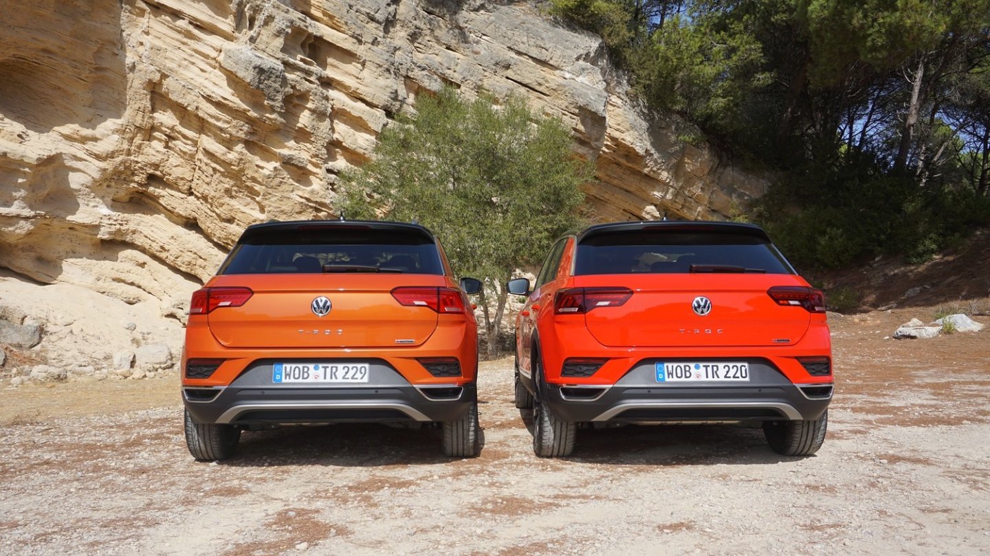 Kein Unterscheid am Heck: Einen Motor-Schriftzug gibt es nicht.