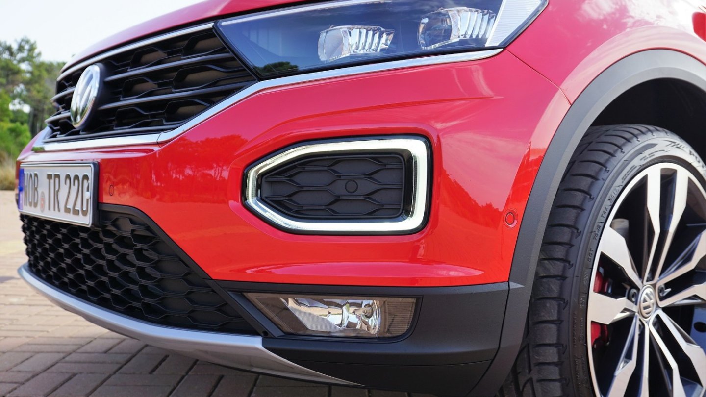 Die schgicken LED-Ringe vorne gibt es für 1.085 Euro mit LED-Hauptscheinwerfern.