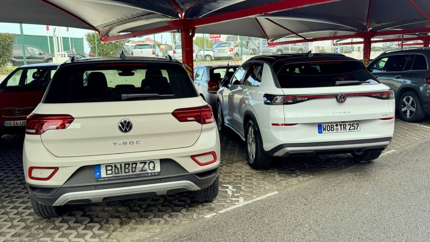 Im Vergleich zum Vorgänger, hier links im Bild, wurde der neue VW T-Roc kaum teurer.
