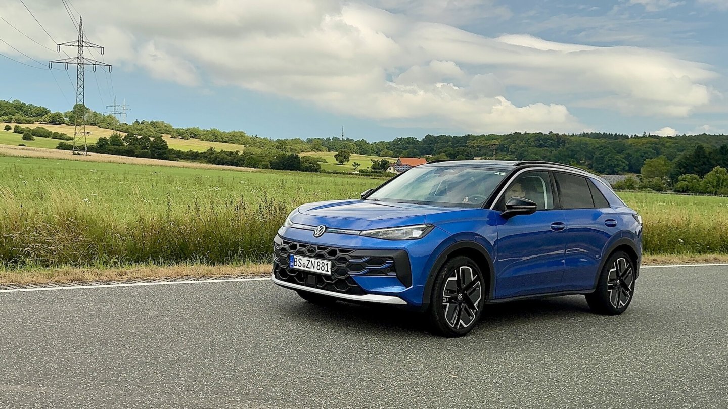 Optisch unterscheidet sich der T-Roc Hybrid nicht von den Mildhybrid-Varianten.