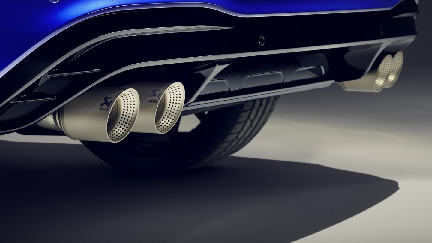 Die Akrapoc-Abgasanlage kommt in die Aufpreisliste.