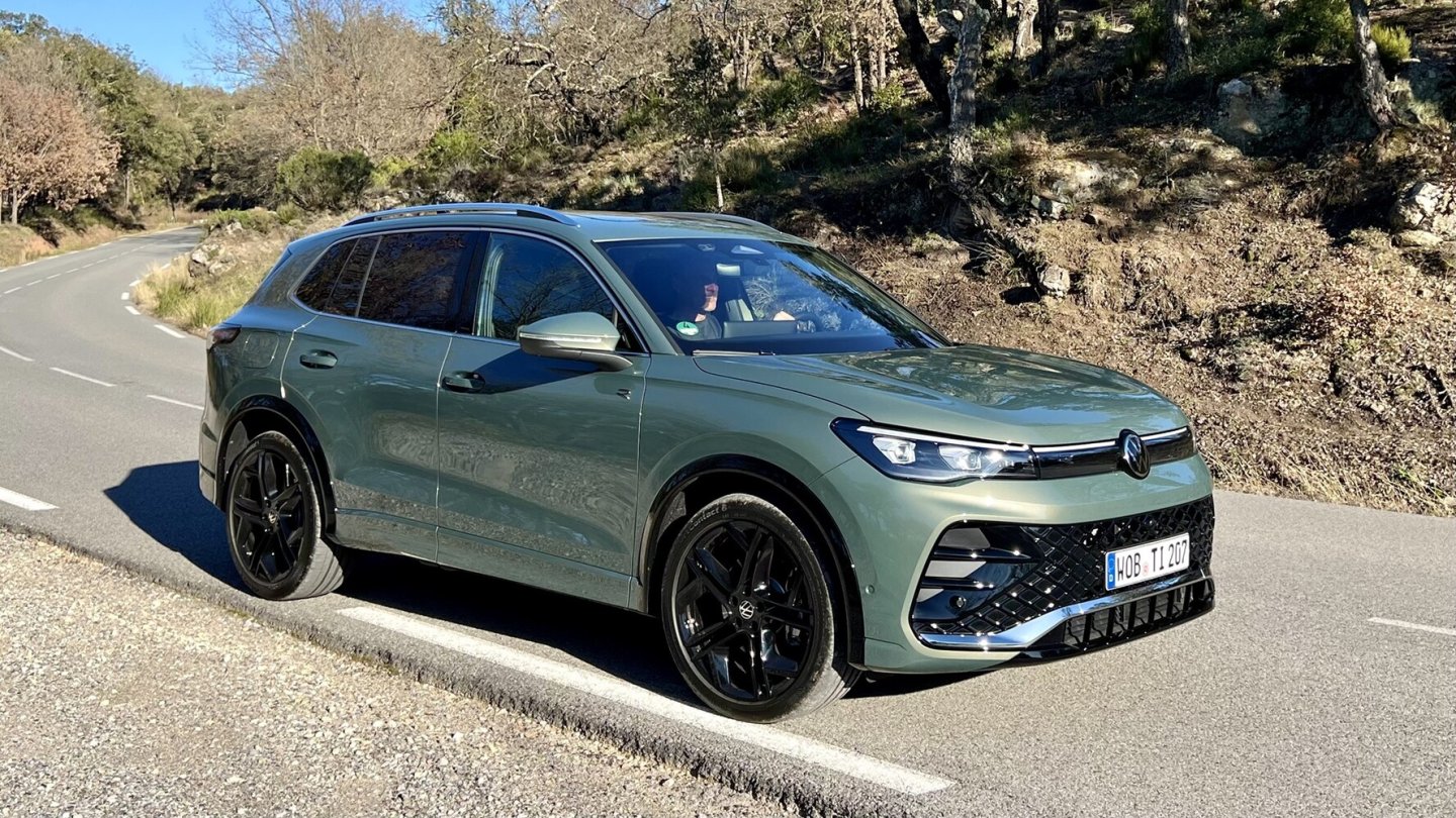 Der Testwagen in Cipressino-Grün Metallic hat den 150 PS starken TDI unter der Haube.