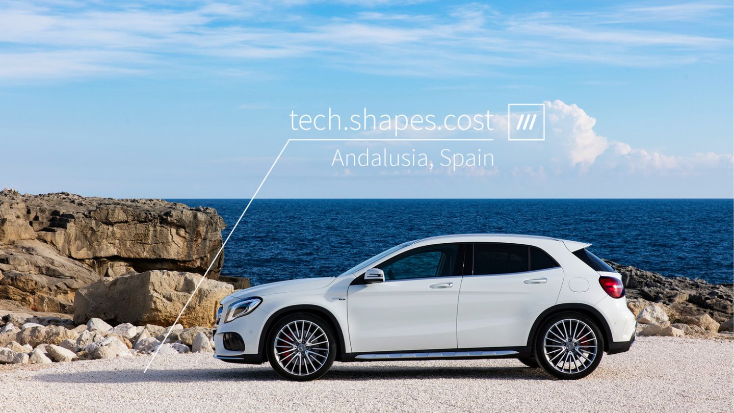 Mercedes-Benz nutzt die what3words-Technik künftig in seinen Navigationssystemen.