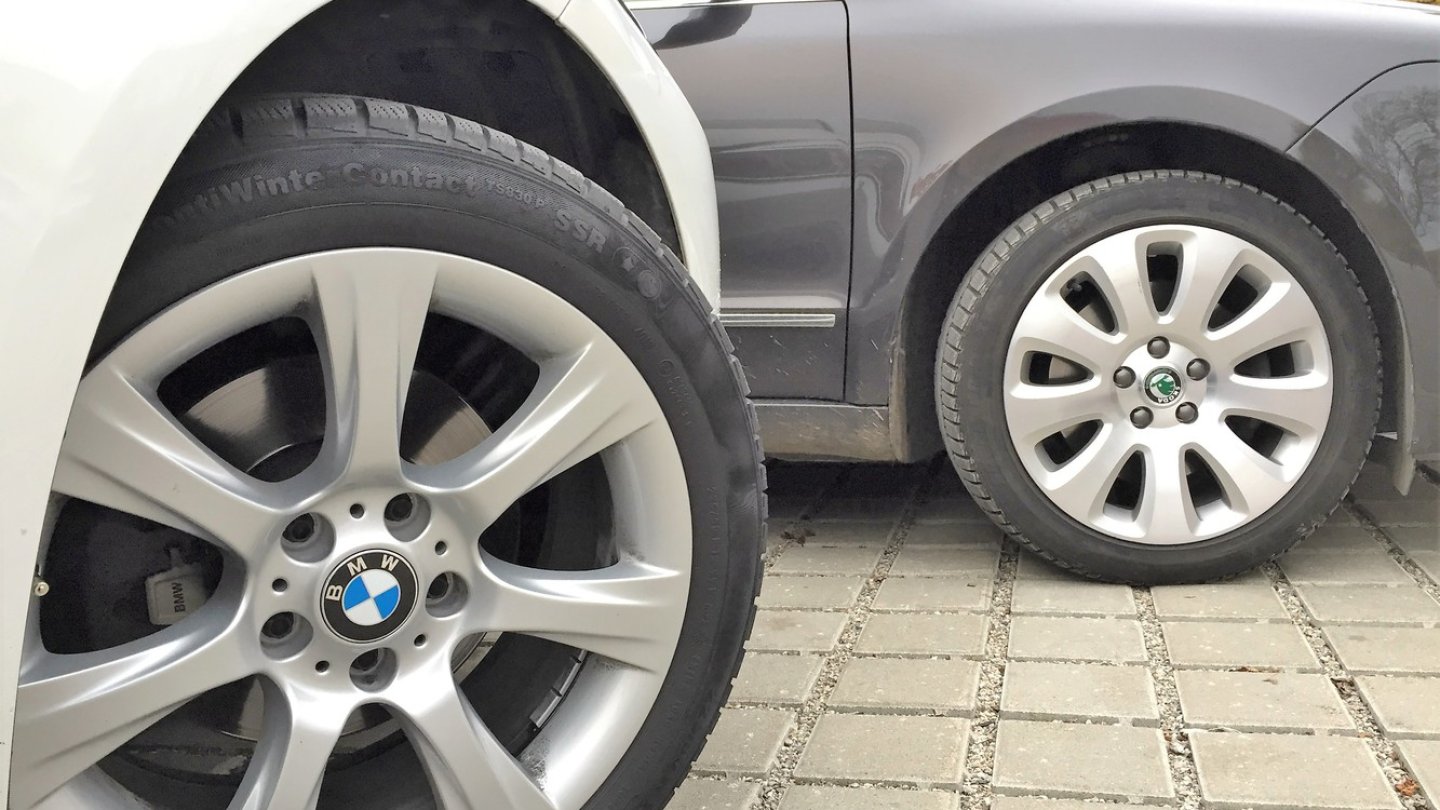 Auch in der kalten Jahreszeit mit genügend Bodenhaftung: Die Autonotizen.de-Garage ist winterbereift.