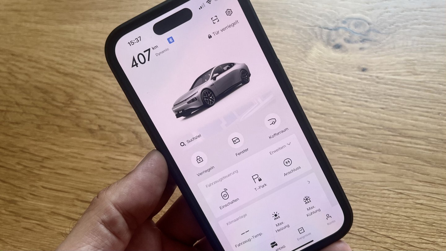 Über die App lassen sich Fahrzeugfunktionen wie die Klimaanlage auch aus der Ferne steuern.
